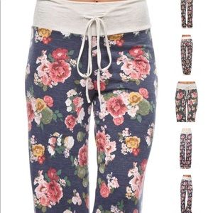 🌸 cozy floral lounge pants!